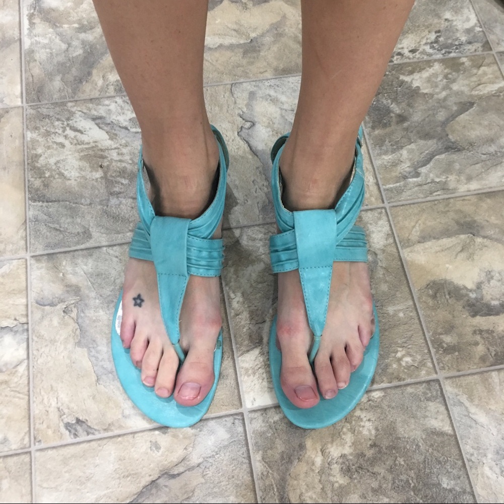 BUMPER Turquoise Sandals